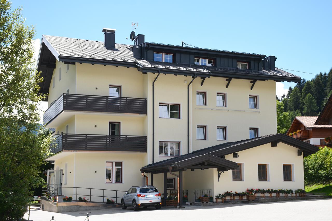 Hotel Casa Baldelli Dobbiaco Exterior foto